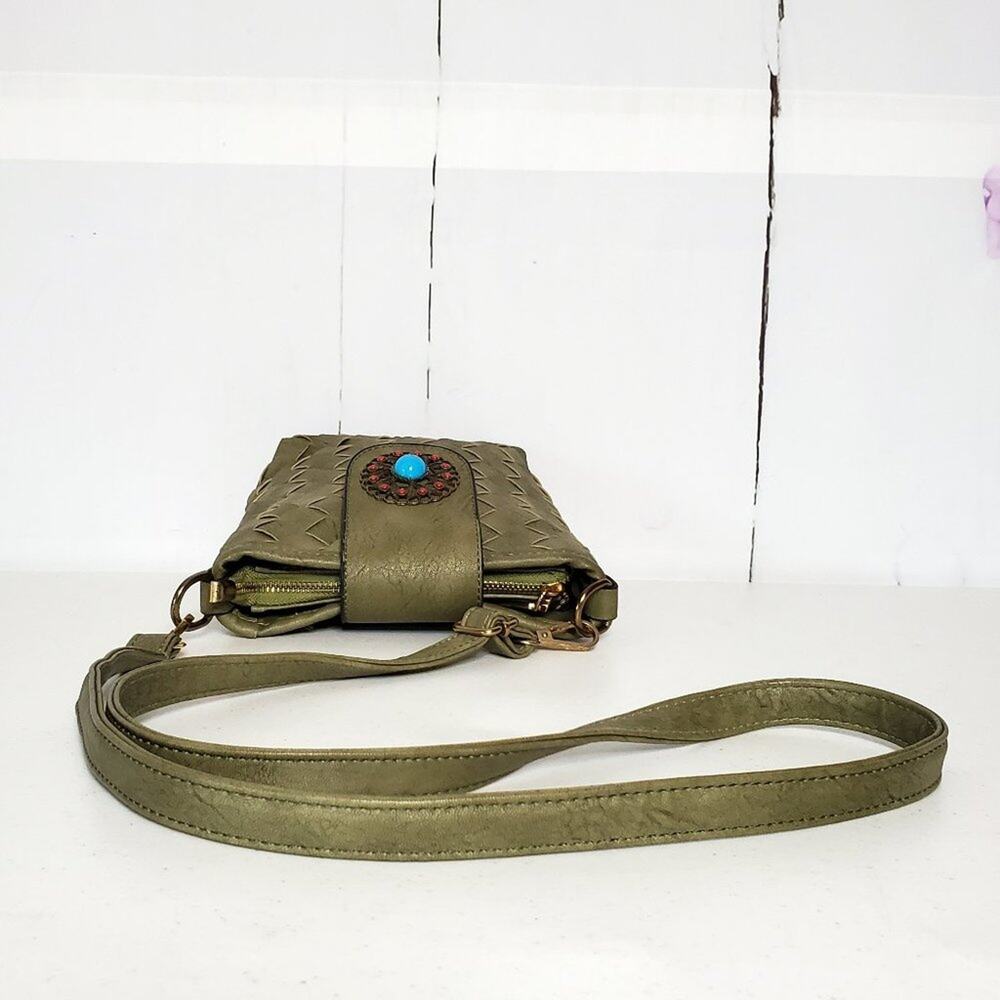 Vintage Boho Olive Green Turquoise Medallion Woven Festival Crossbody Bag - Picture 4 of 11